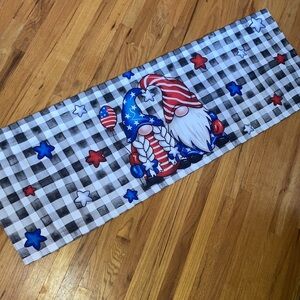 One Patriotic Gnome Polyester Decorative Valance 18 x 45 New Without Tags